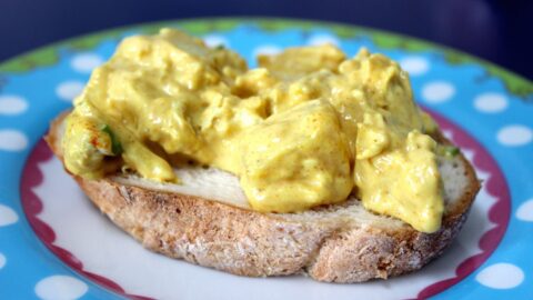 Glutenvrije kipkerriesalade